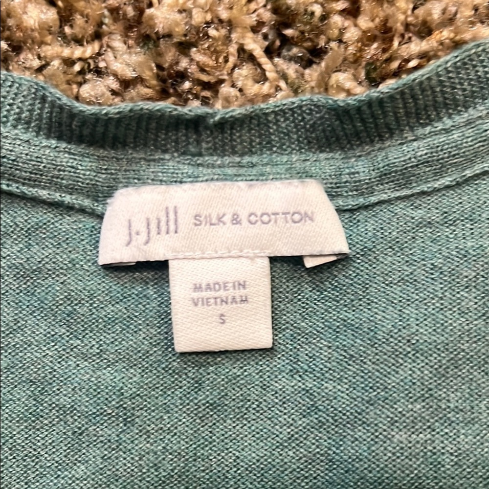 J. Jill Green V-Neck Relaxed Sweater - Picture 3 of 6